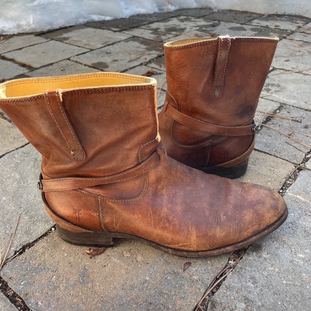 Frye womens leather boots